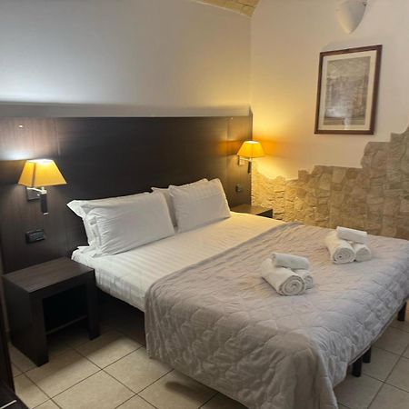 Отель Saint Peter Loft Рим Экстерьер фото