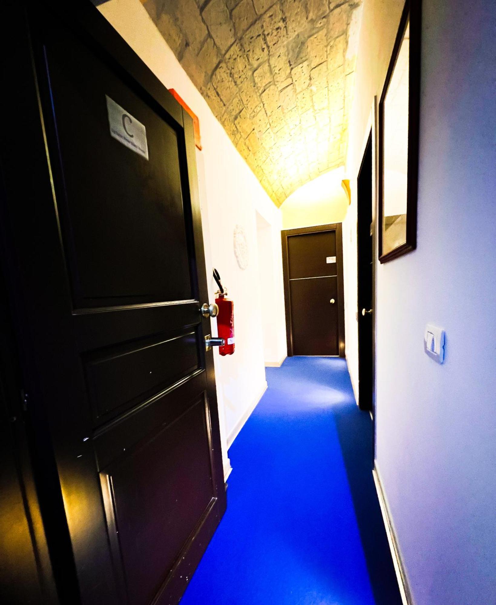 Отель Saint Peter Loft Рим Экстерьер фото